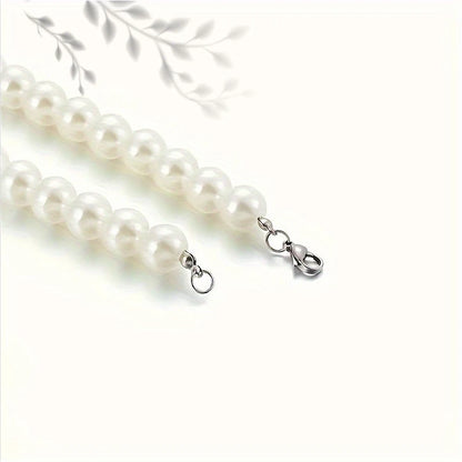 Essentials Pearls Short Necklace